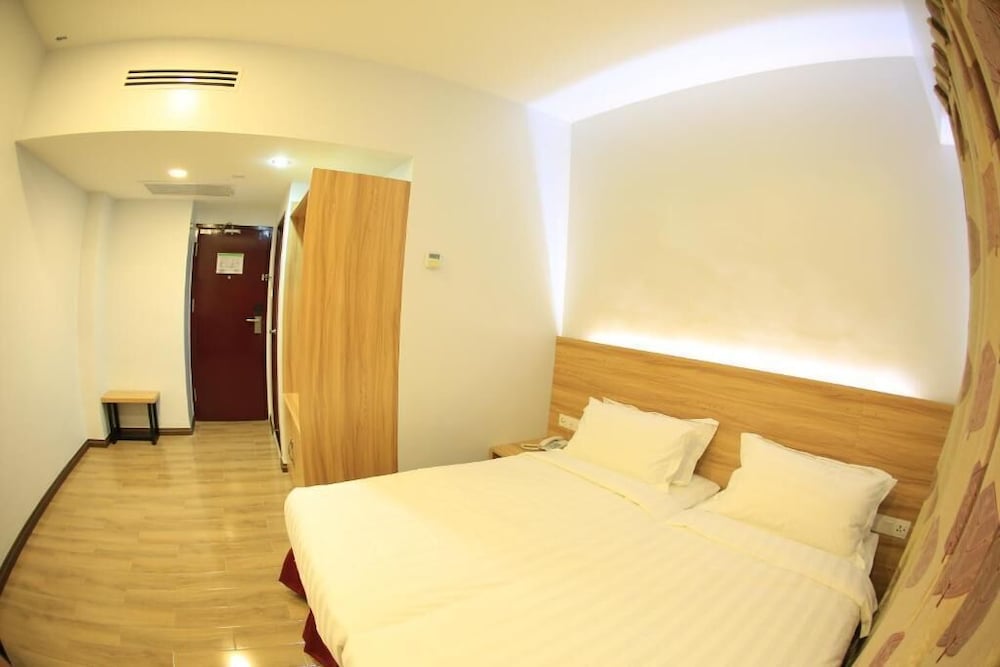 City Garden Hotel 23/38