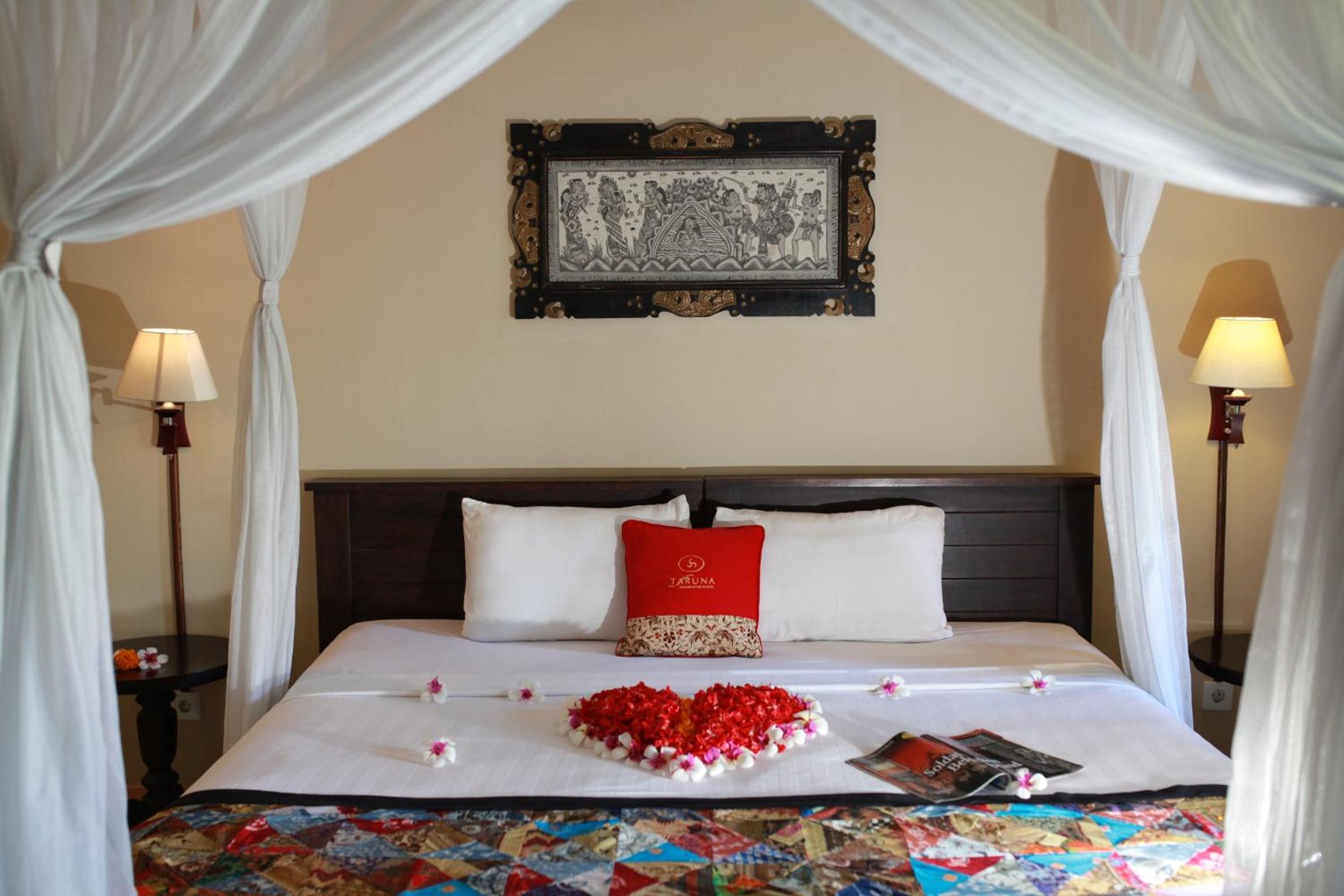Super, Deluxe, Double and Twin Beds