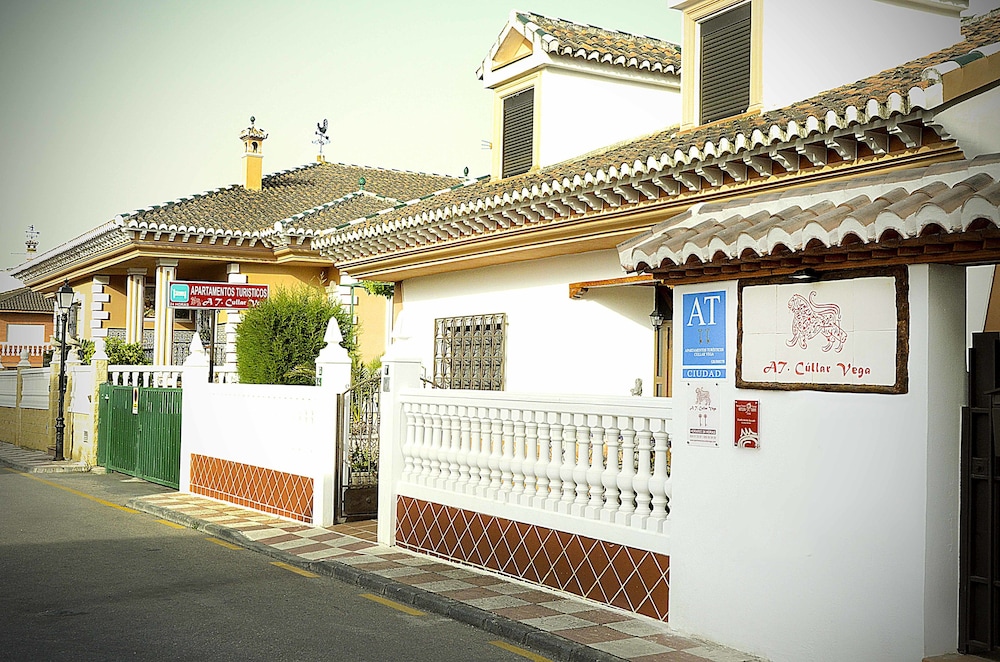 Apartamentos Cullar Vega 12/60