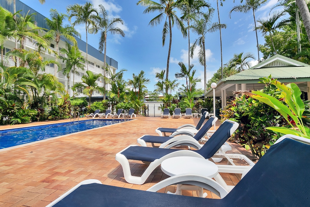 Agincourt Beachfront Apartments 65/72