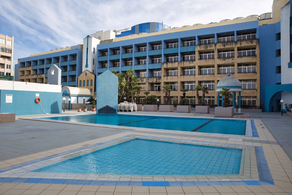 The St. Georges Park Hotel 5/59