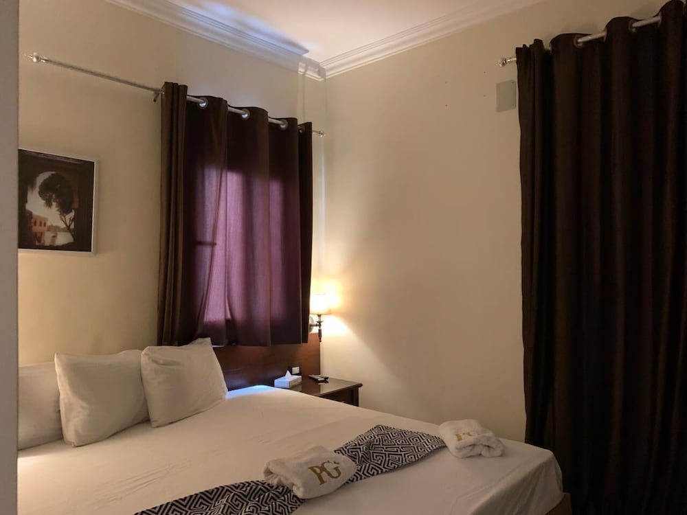 Montana Hotel 19/55