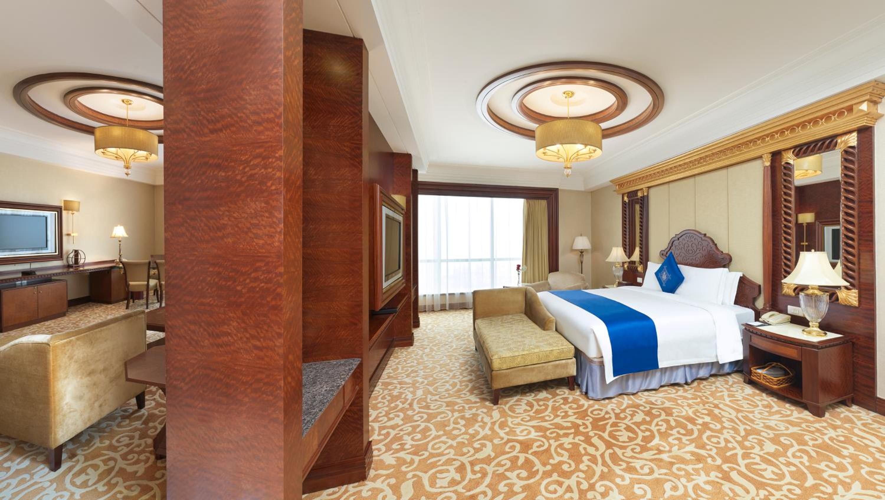 جناح تنفيذي، Regal Palace Hotel 3/10