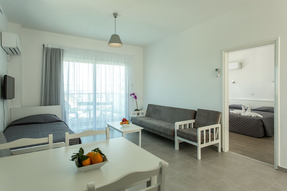 Kapetanios Bay Hotel 25/49