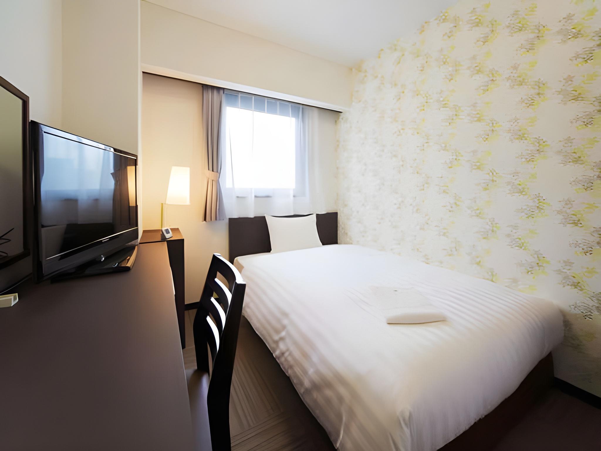 Semi Room, Deluxe, Single, Semi Double Bed, Smoking