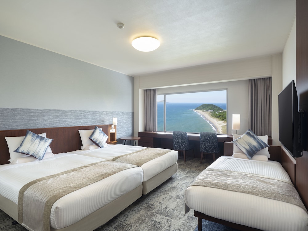 Irago Ocean Resort 7/46