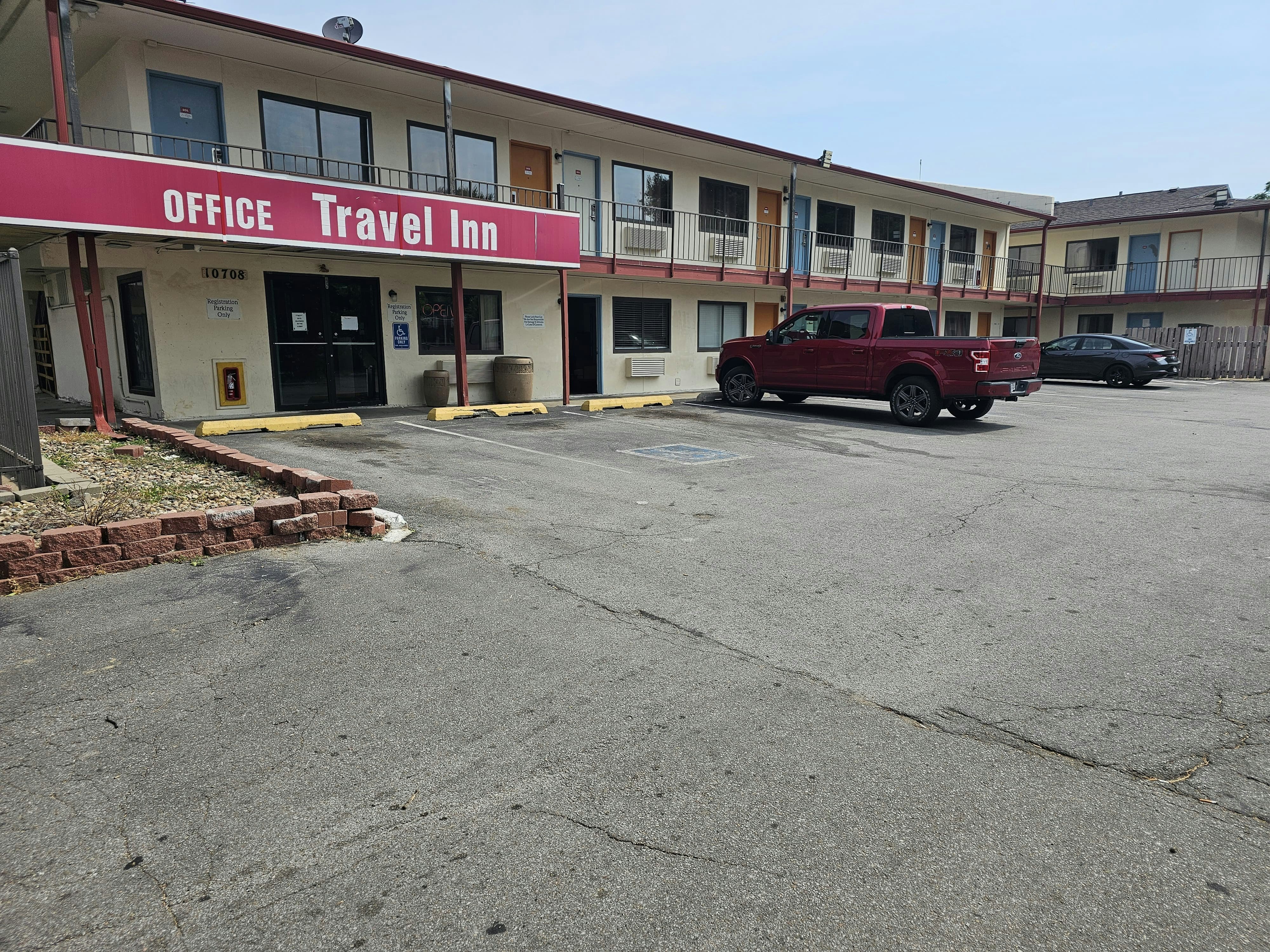 Travel Inn By OYO Omaha 21/22