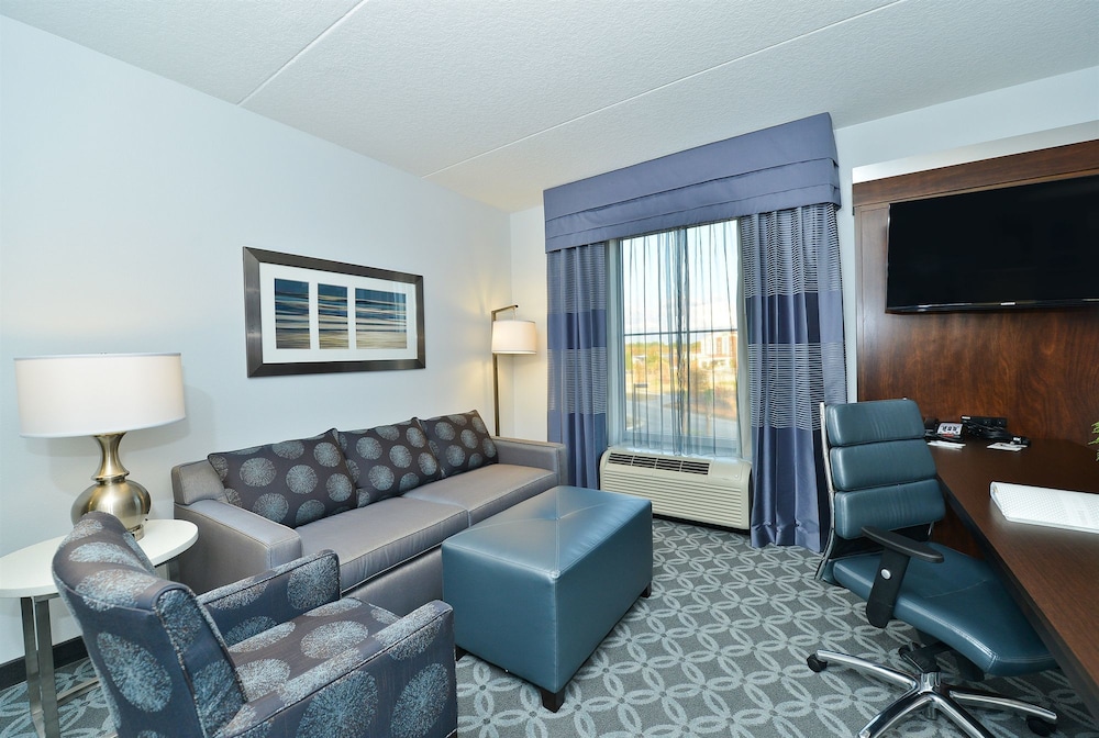Hampton Inn And Suites Columbia Southeast Ft Jackson 30/47
