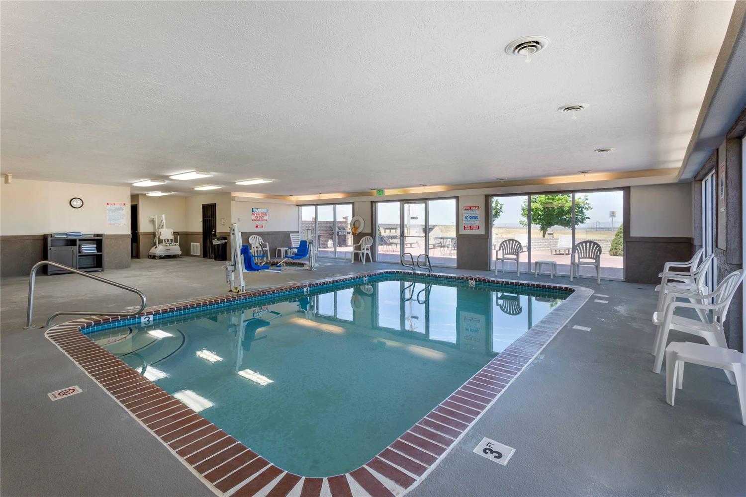 Quality Inn & Suites Fillmore I-15 20/40