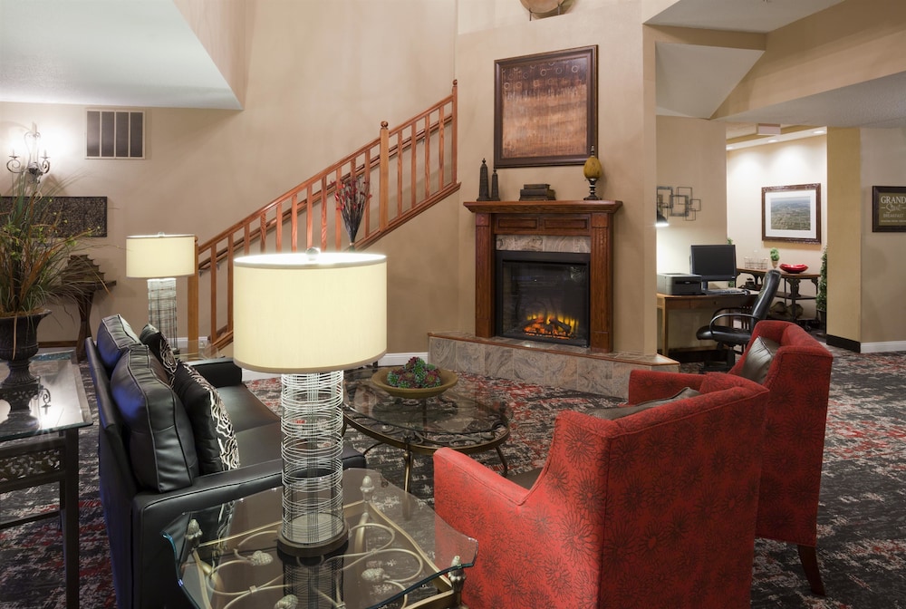 GrandStay Residential Suites - Eau Claire 24/49