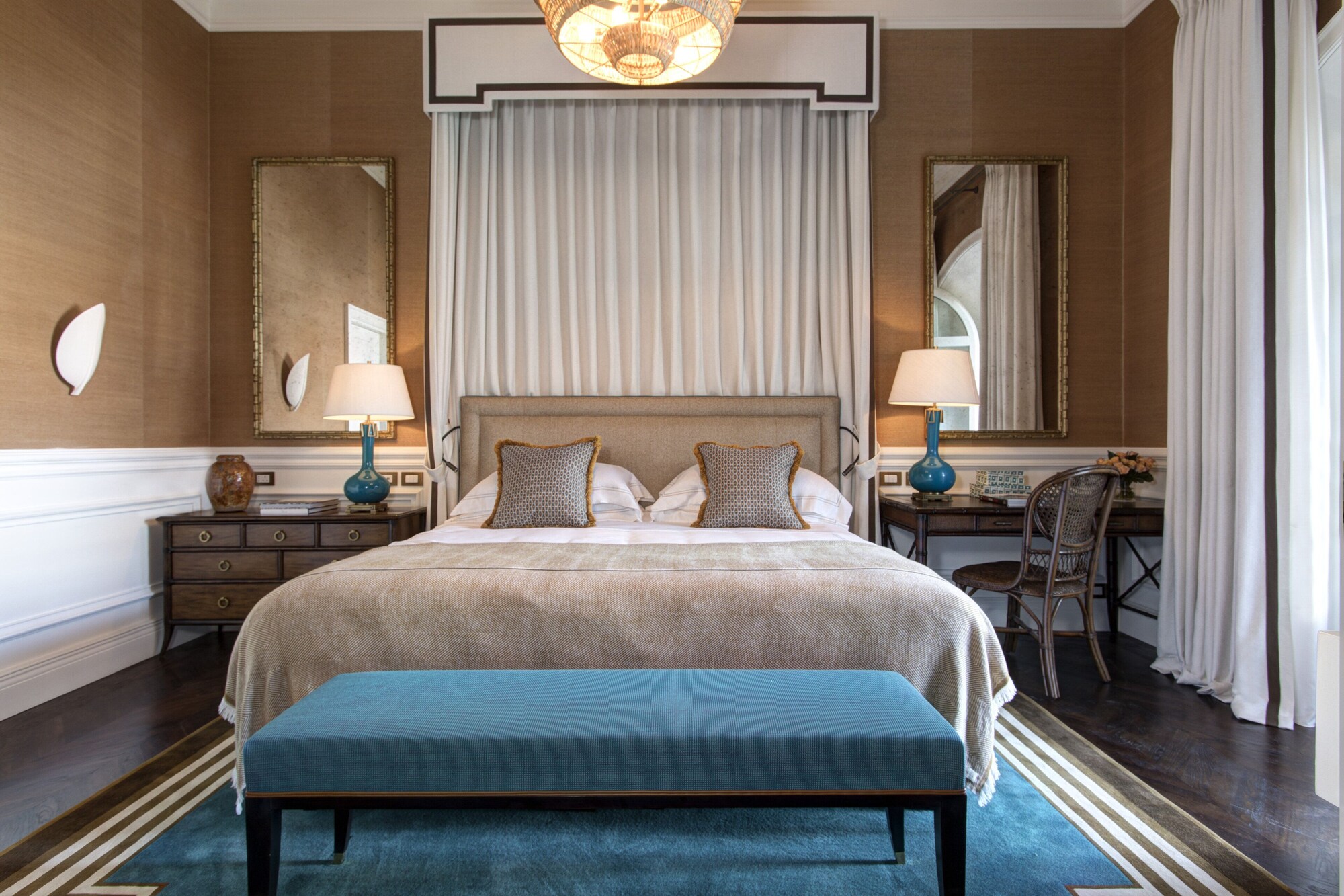 suite, sea view