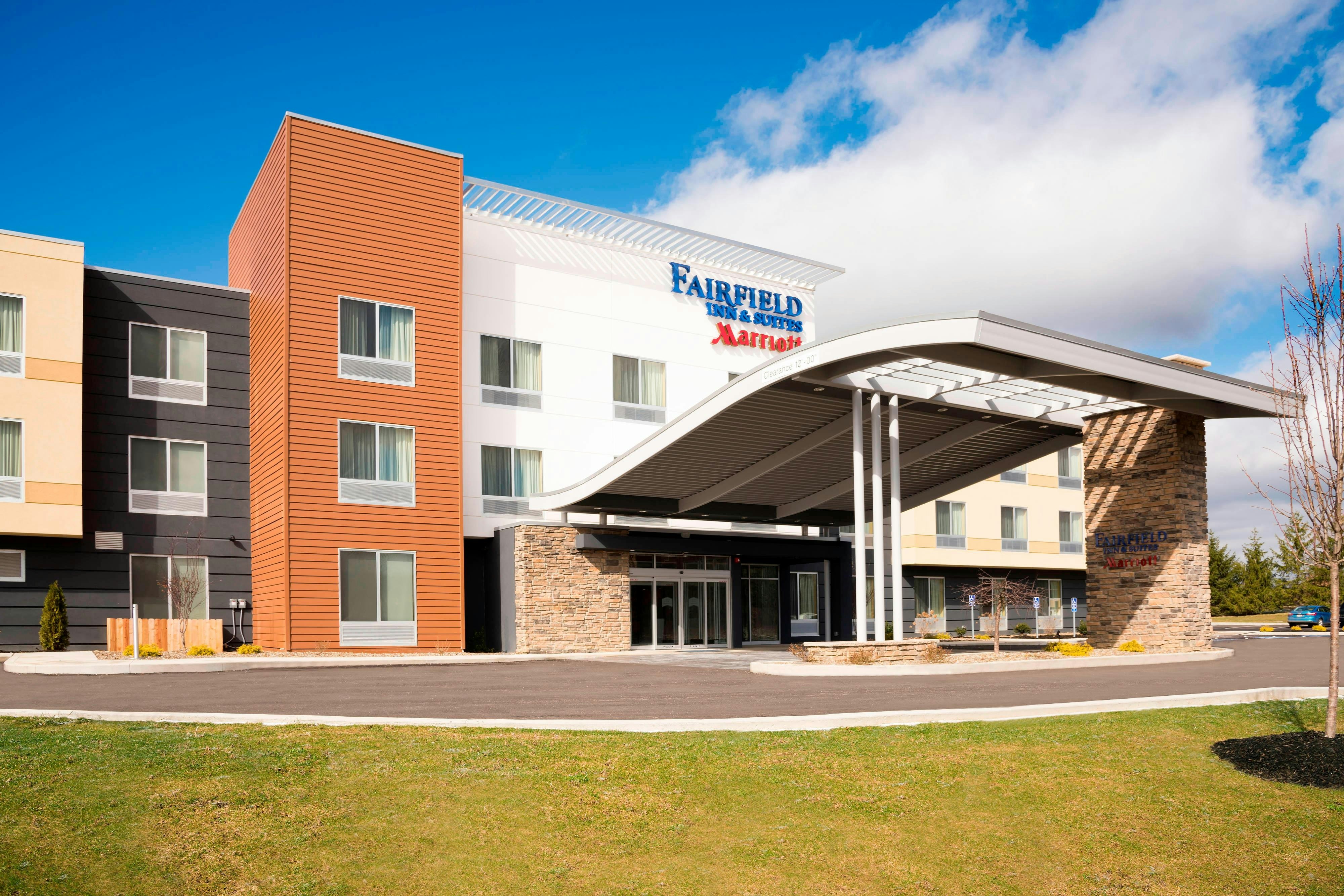 Fairfield Inn Suites Medina 15/15