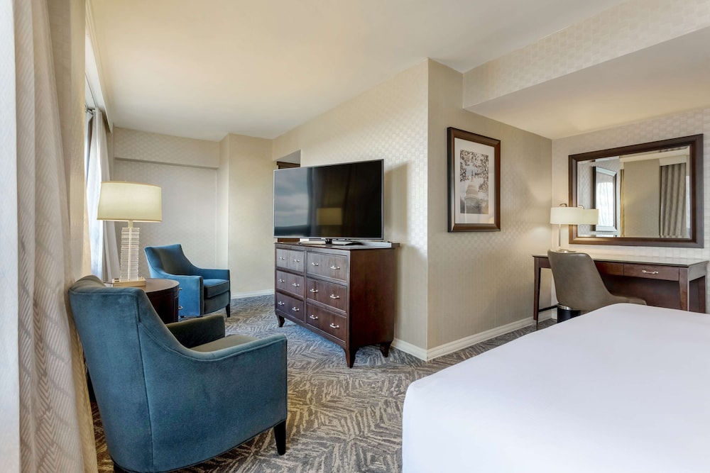 Washington Hilton 24/82