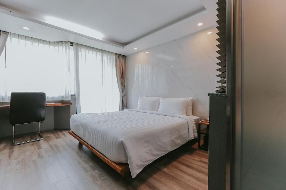 Bangkok City Link Hotel 16/40