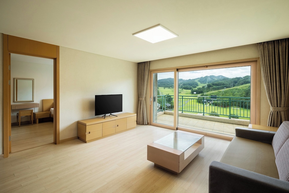 Oak Valley Resort 37/50