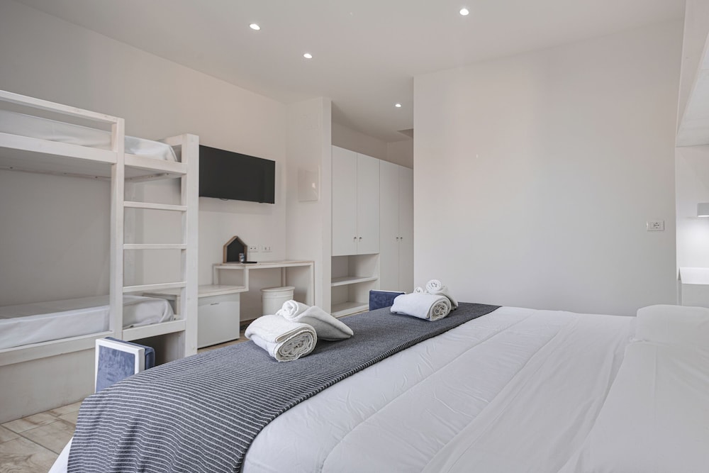 Evo Boutique Hotel 12/43