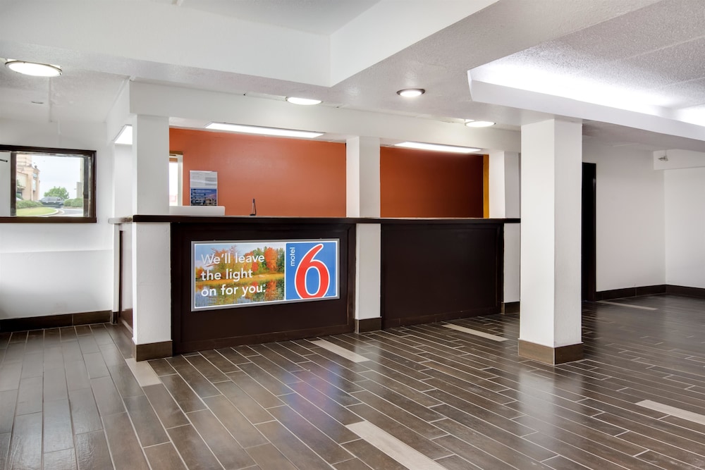 Motel6 Macon, GA 8/45
