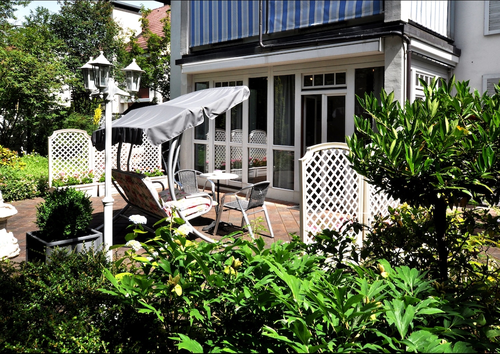 Villa Waldperlach 66/72