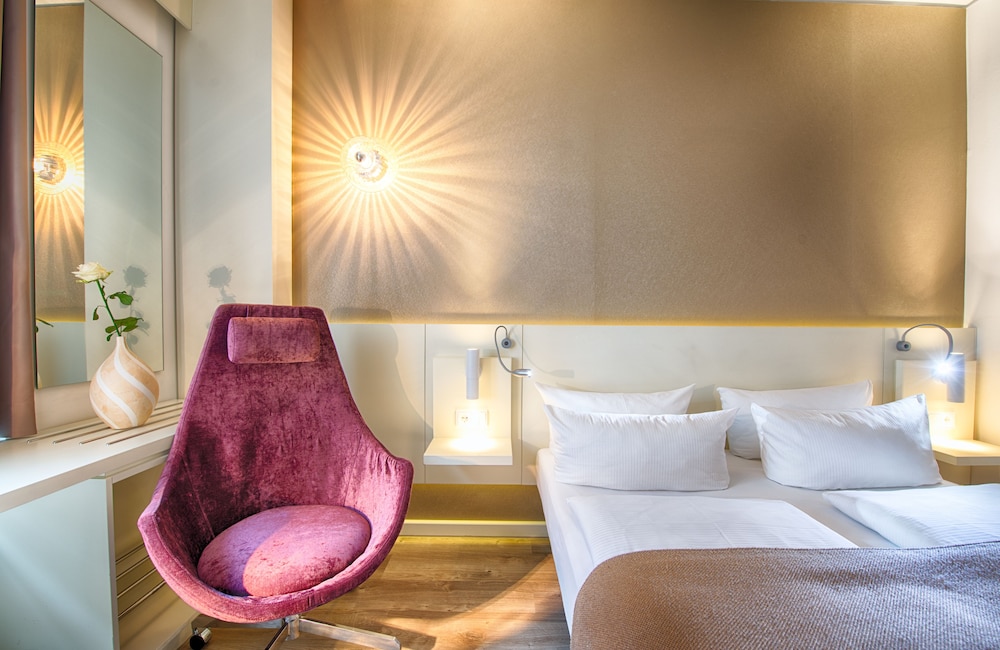 LEONARDO HOTEL BERLIN MITTE 30/56