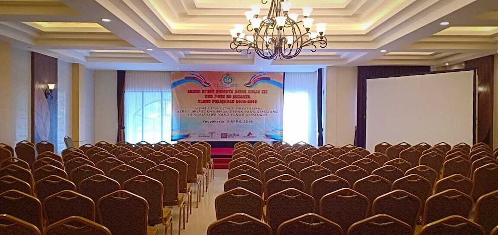 Cantya Hotel 6/32