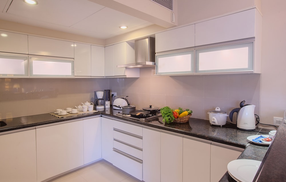 Oakwood Residence Naylor Road Pune 28/37
