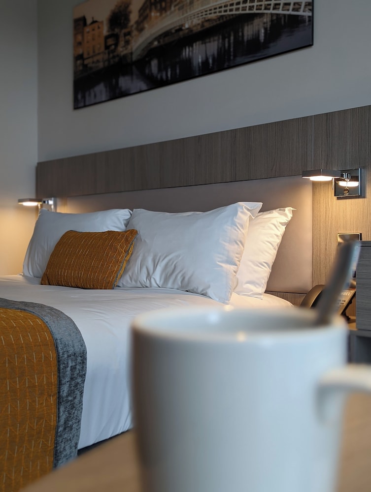 The Samuel Hotel 36/55