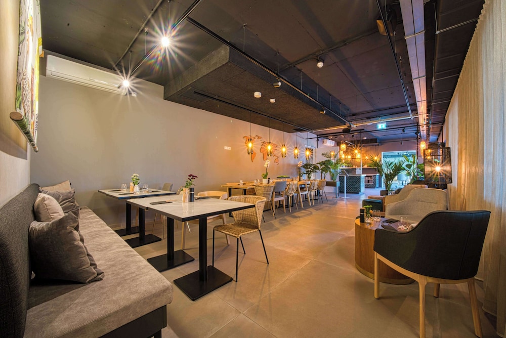 Vienna House Easy by Wyndham Amsterdam Airport 42/58