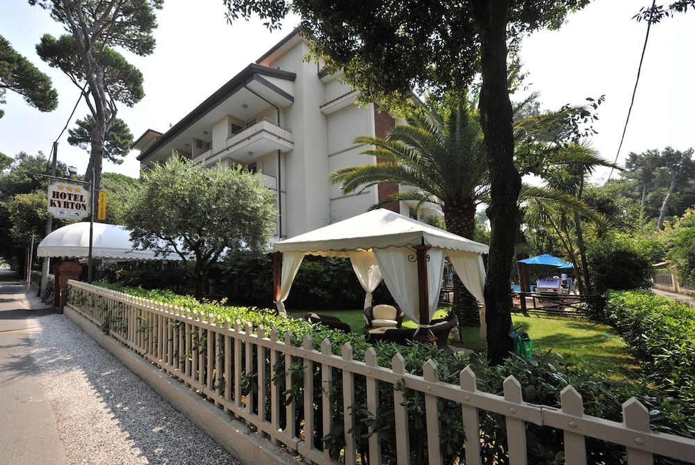 Hotel Kyrton 3/50
