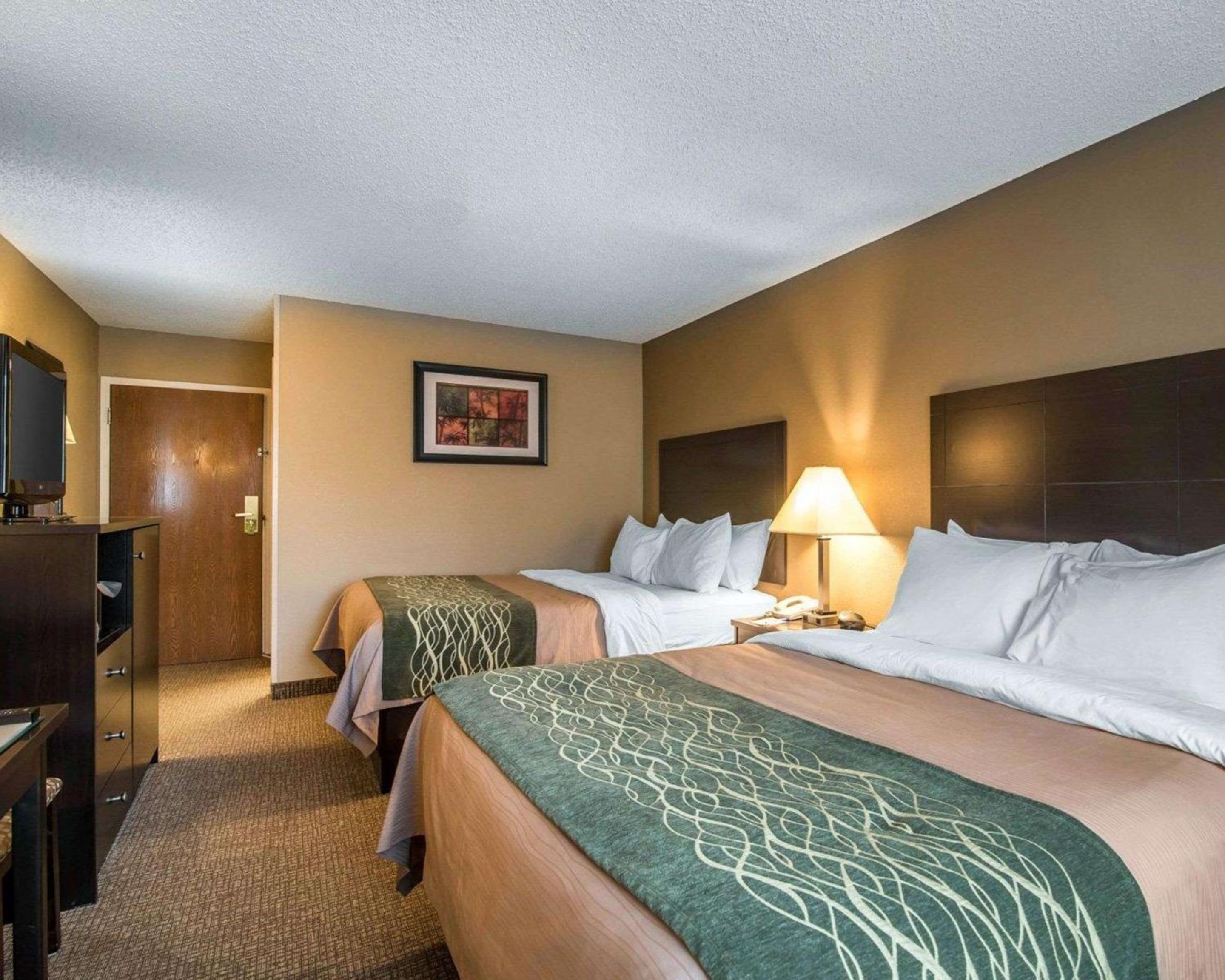 Room, 2 Queen Beds, Sofa