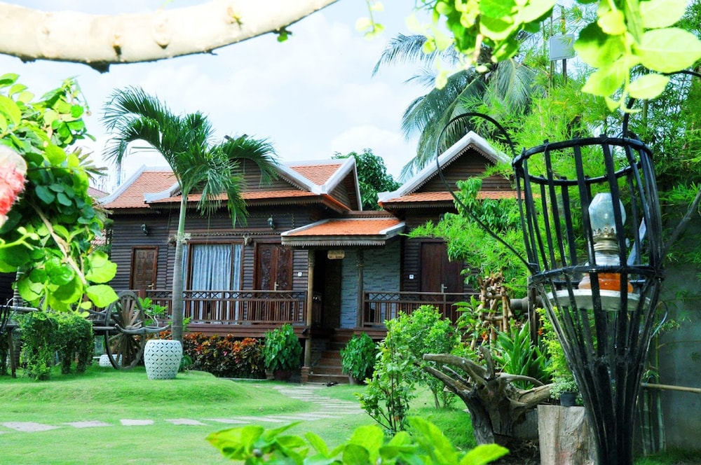 Vimean Sovannaphoum Resort 3/72