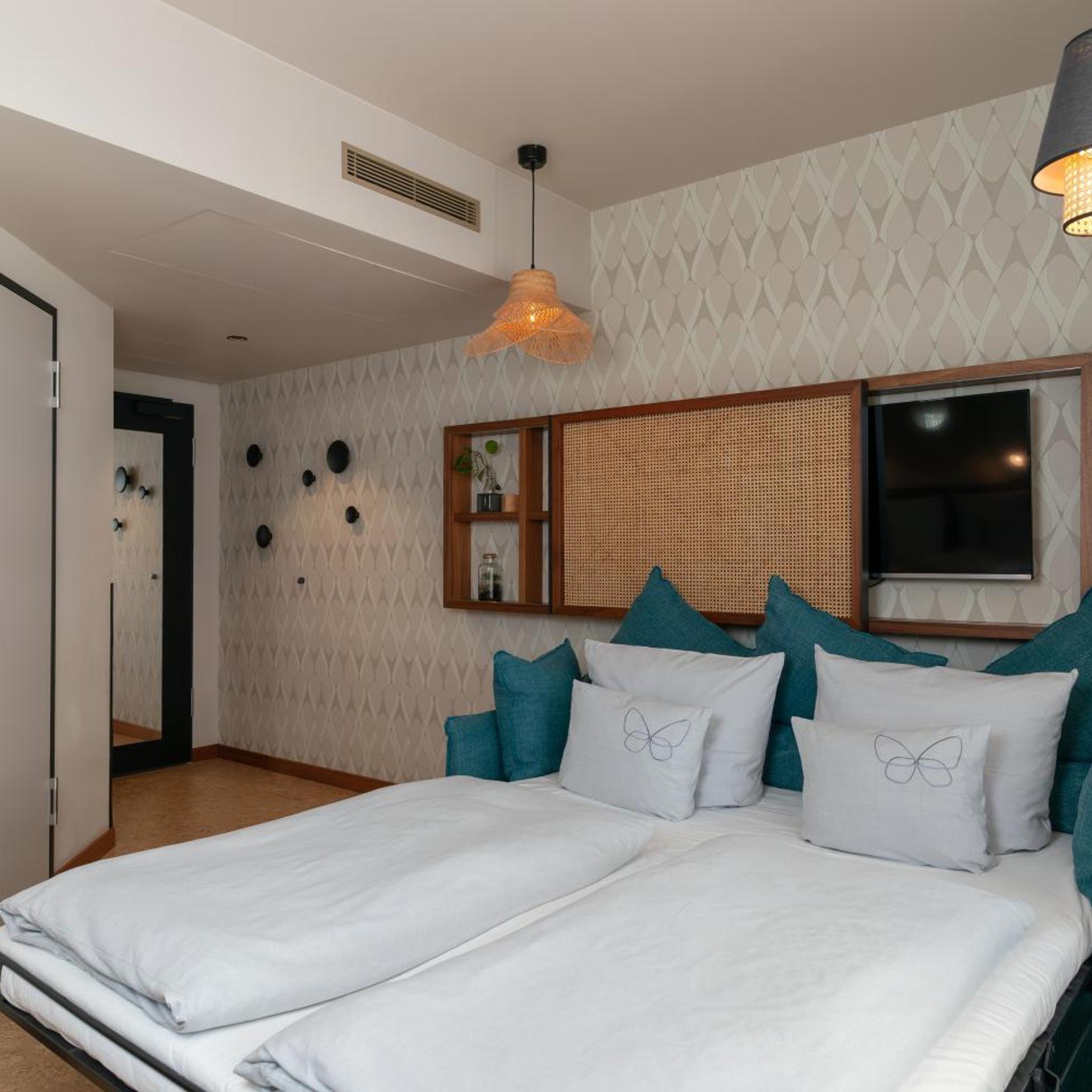 Roomy, Deluxe, Double Bed