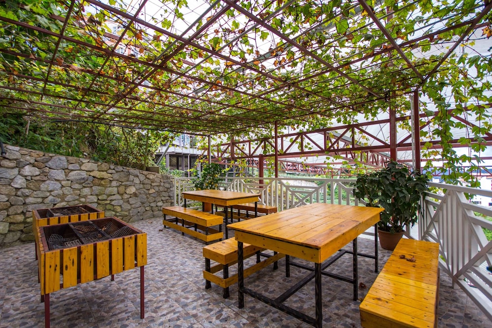 Kea Garden Mini Chalet 14/17