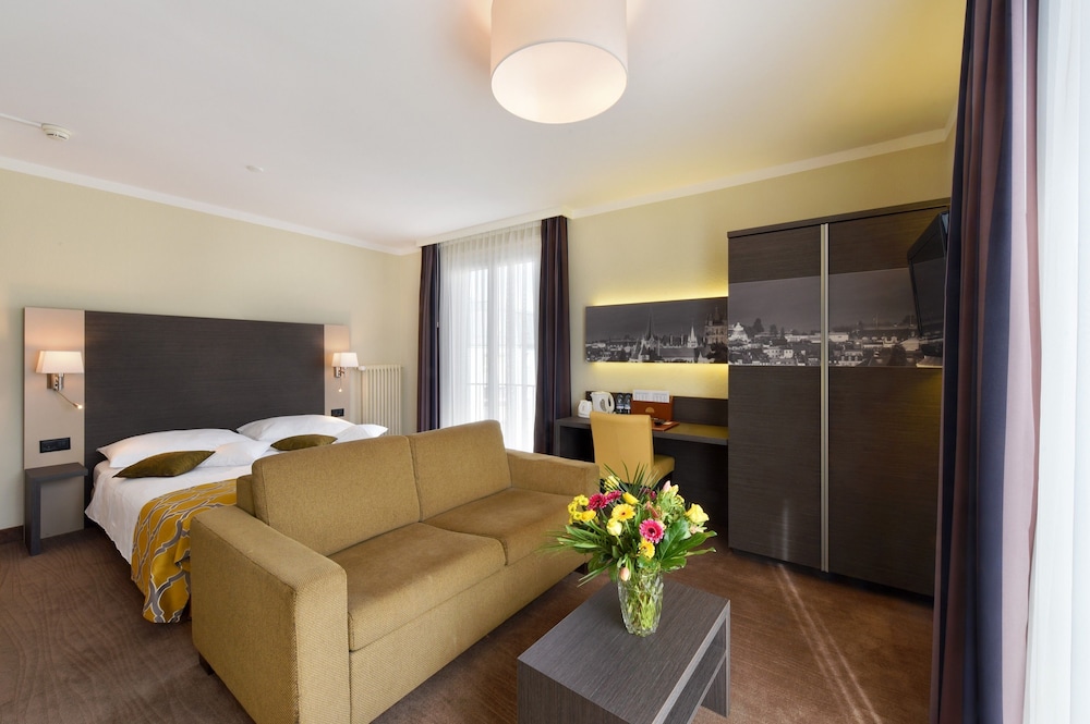 Bellerive Hotel 28/50