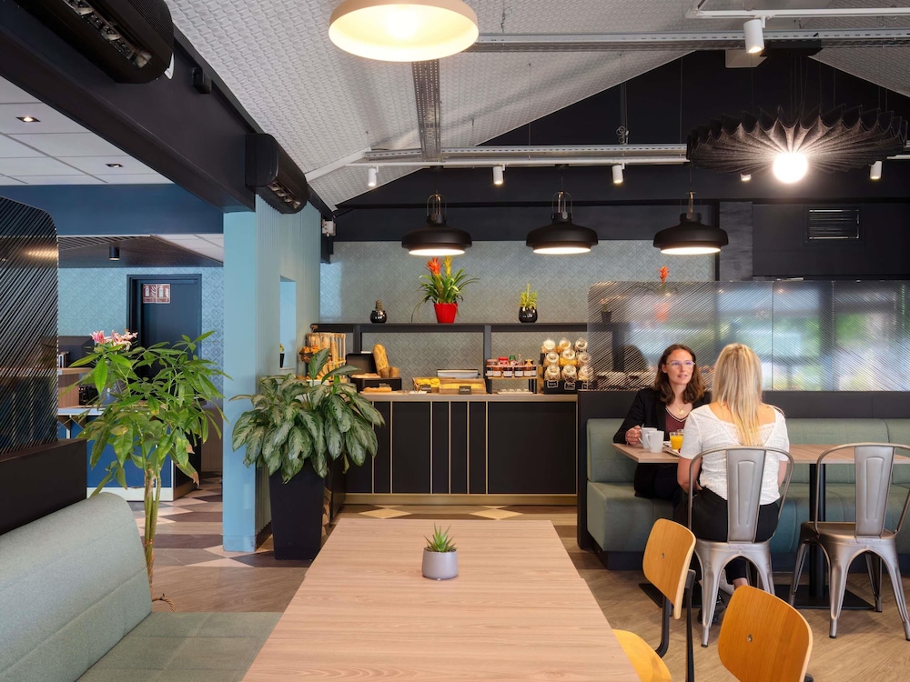 Ibis Cergy Pontoise Le Port 49/67