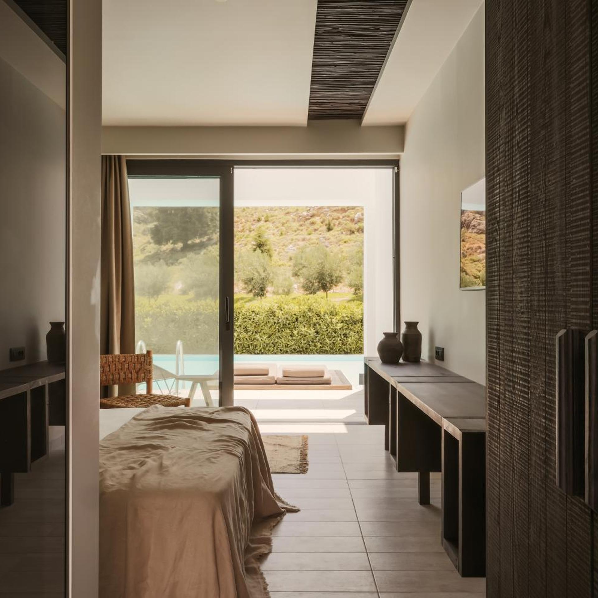 Swim Up, Deluxe, Twin Beds