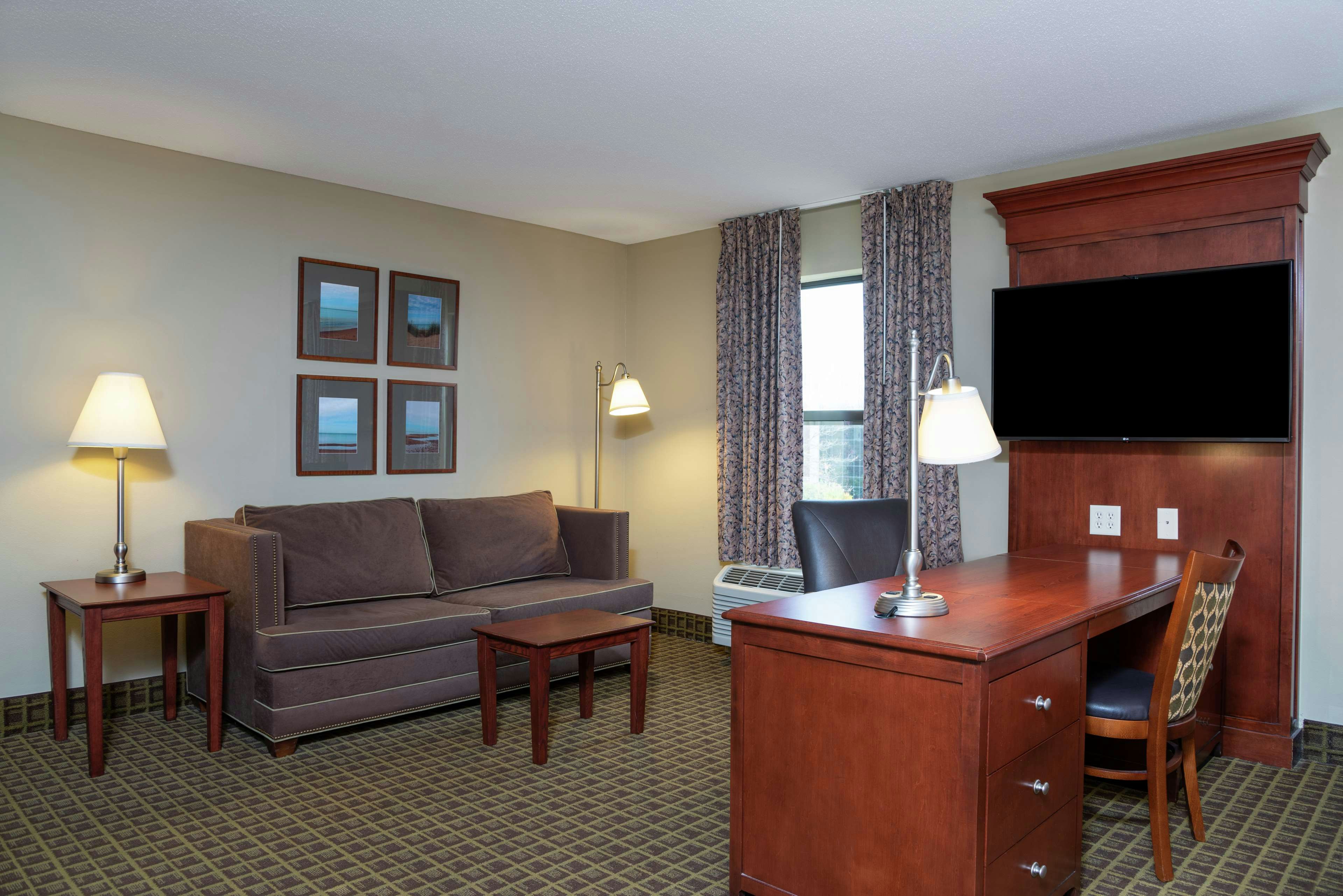 Hampton Inn & Suites Valparaiso 55/81