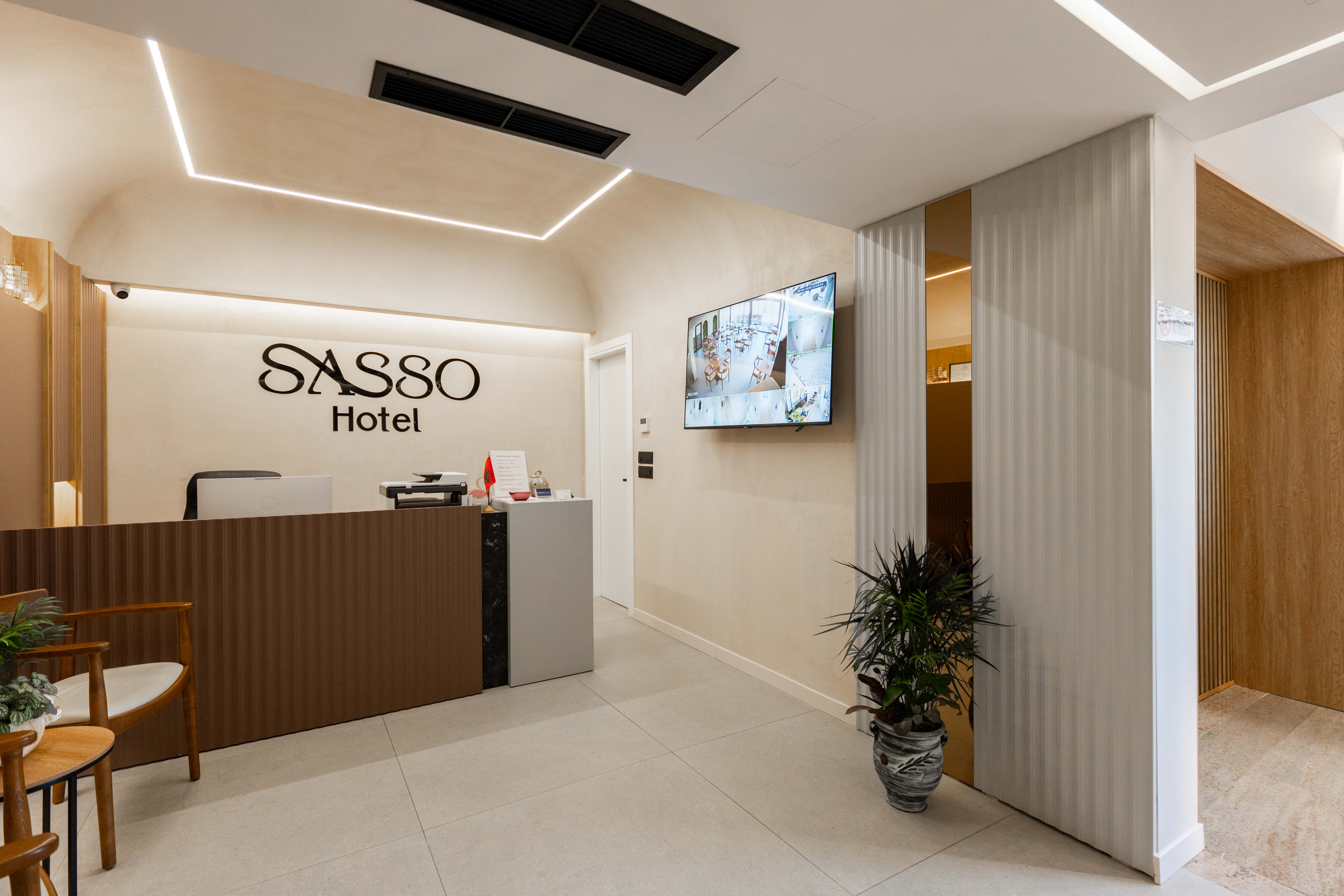 Sasso Hotel 12/63