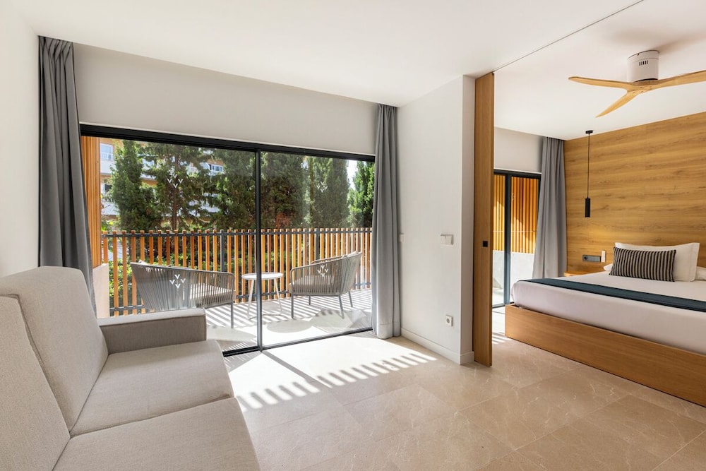 Las Gaviotas Suites Hotel 18/59