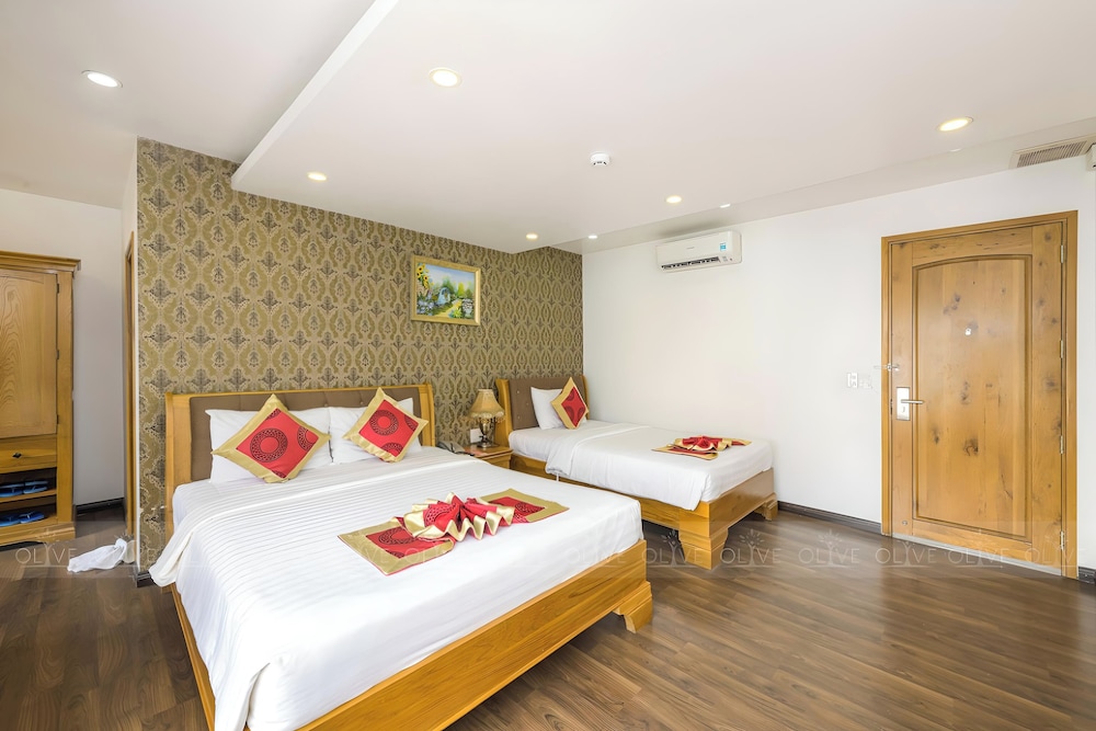 The Airport Hotel 22/47