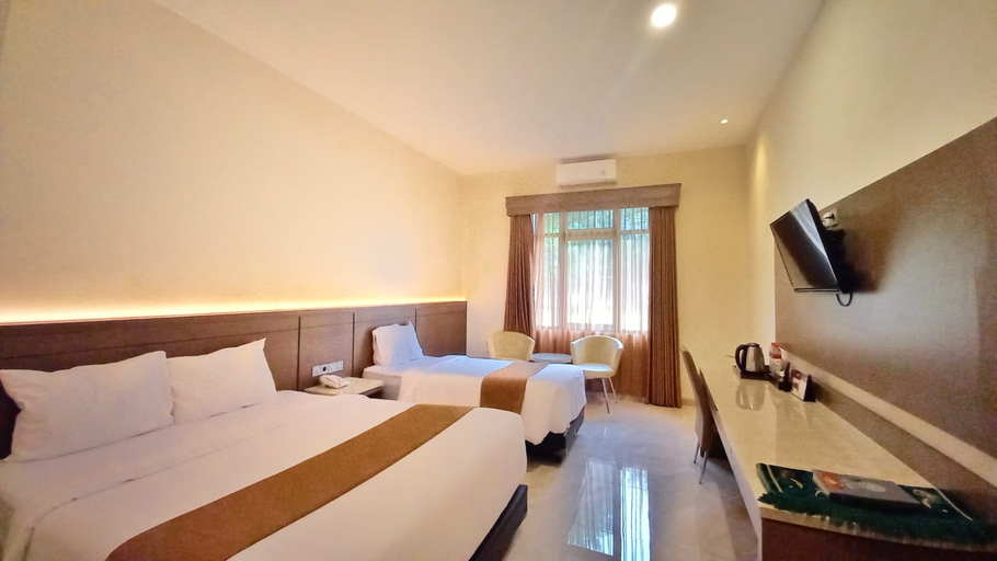 Multazam Hotel 4/11