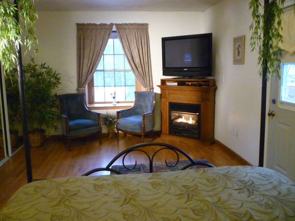 Fairbanks Extended Stay 27/50
