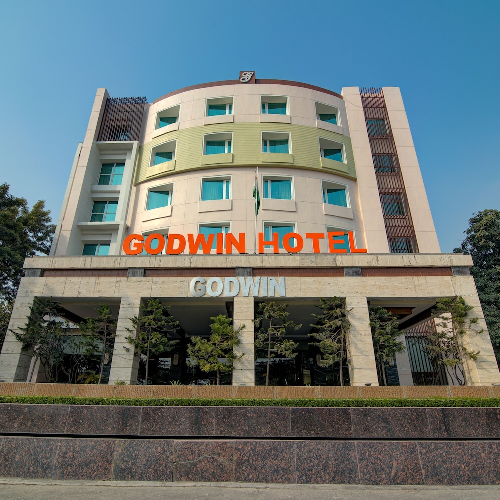Godwin Haridwar 4/59