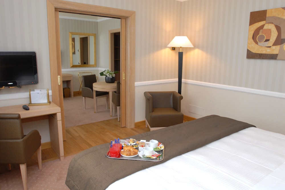 Grand Hotel Duca Di Mantova 20/36