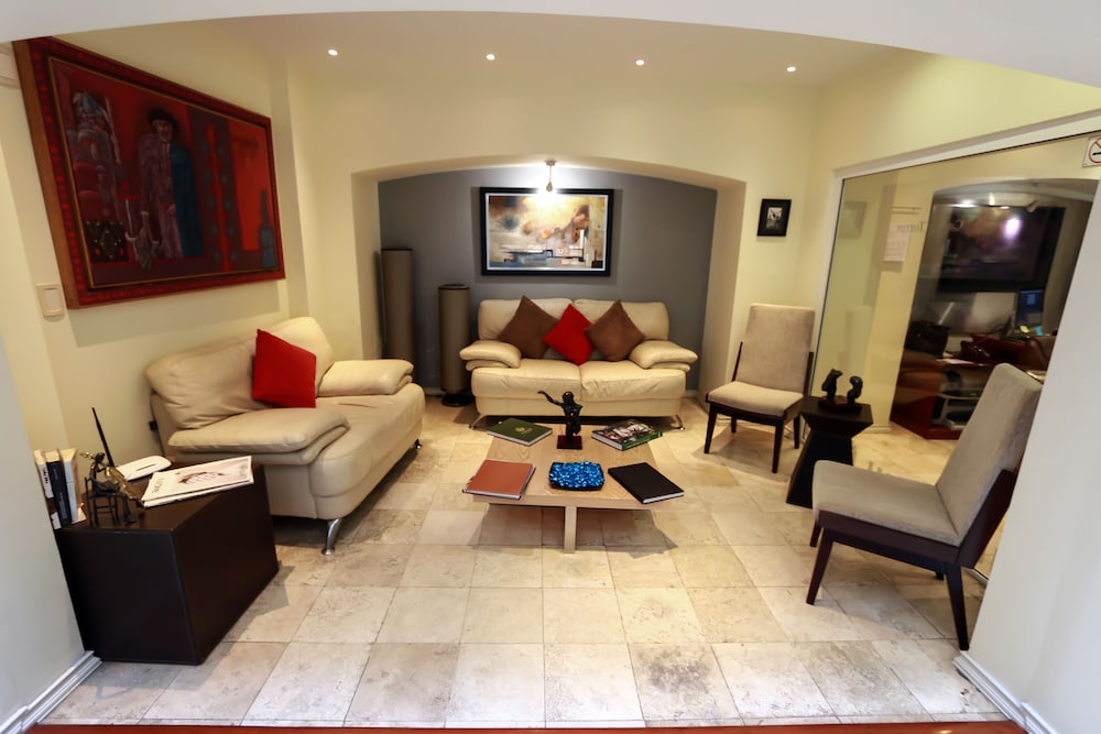 Hotel Casa Torres 25/45
