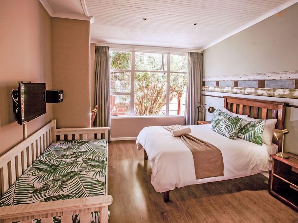 The Russel Guest House 8/17