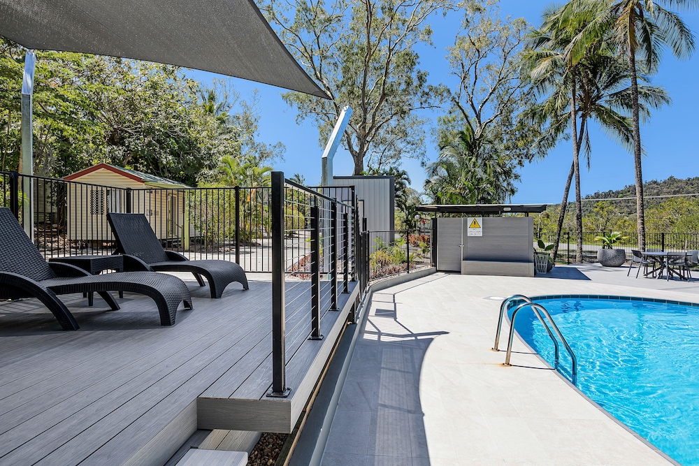 KIPARA TROPICAL RAINFOREST RETREAT 42/65