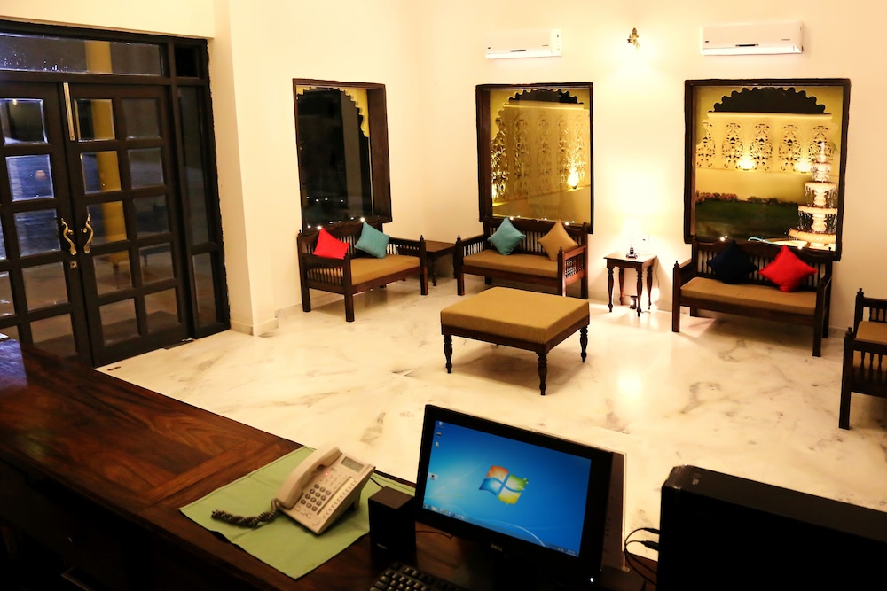 Atulya Niwas Udaipur 32/49