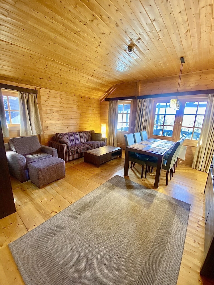 Petnehazy Aparthotel 35/60