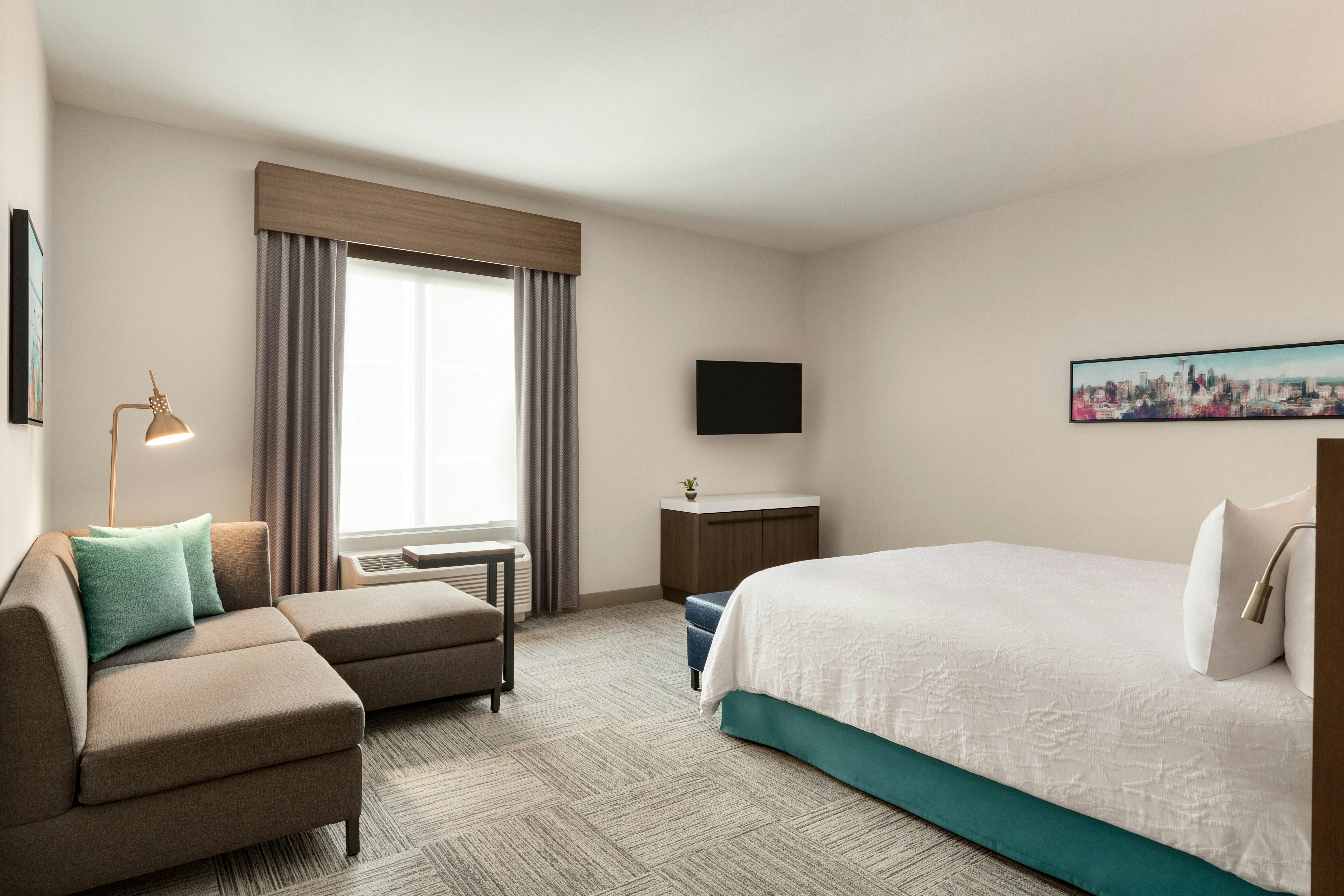 Deluxe, King Bed, Accessible