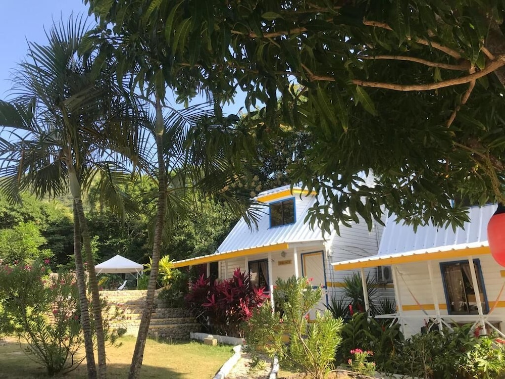 CABANAS AGUA DULCE 18/18